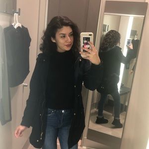 Meet your Posher, Olivia